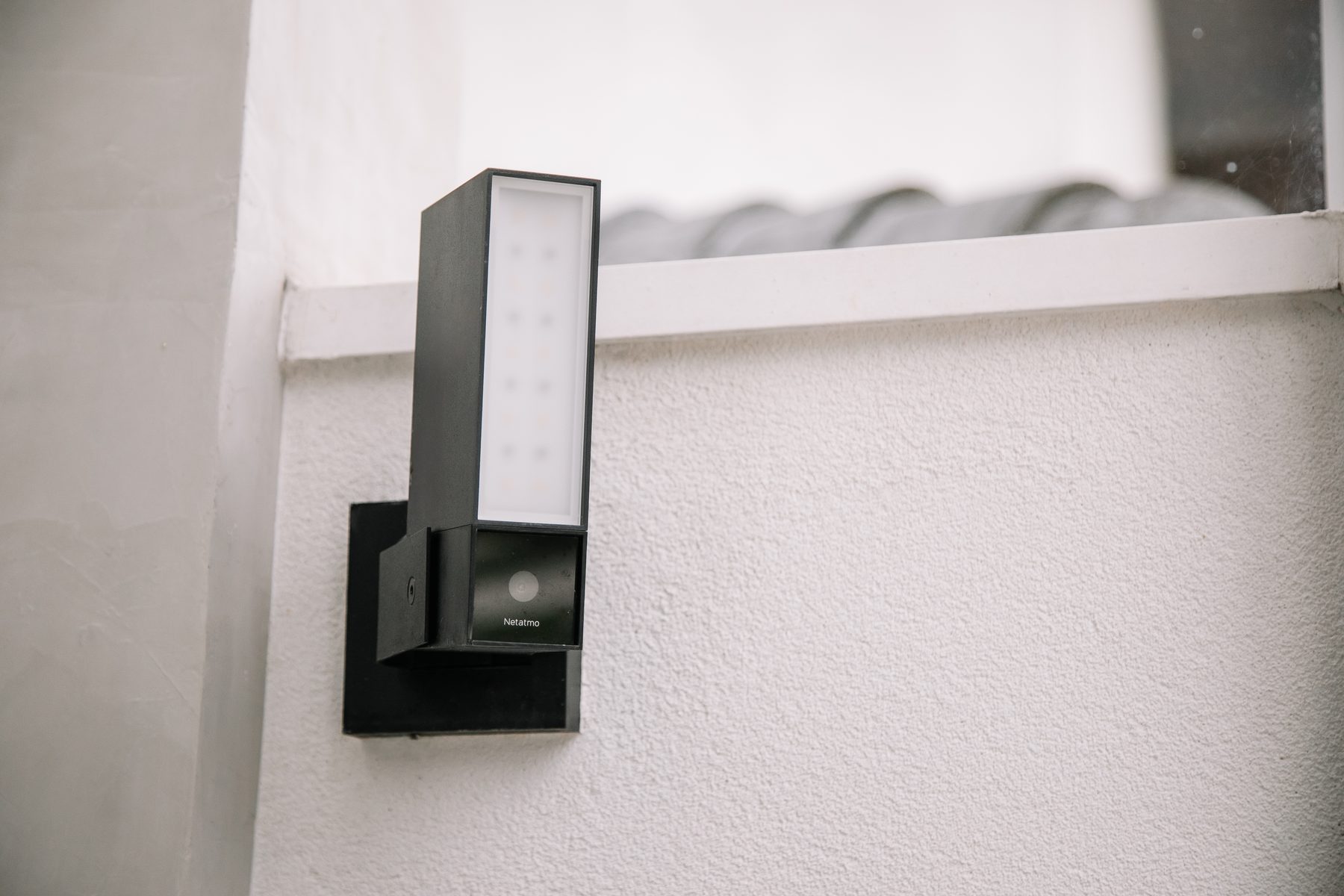 Câmera externa com iluminação integrada em um projeto Deep on Tech